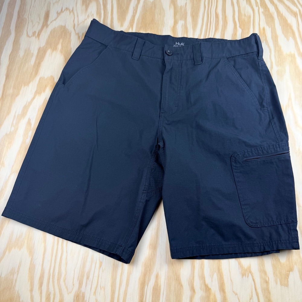 Huk Mens Performance Fishing Shorts Black Cargo Utility Size Large 36 Waist